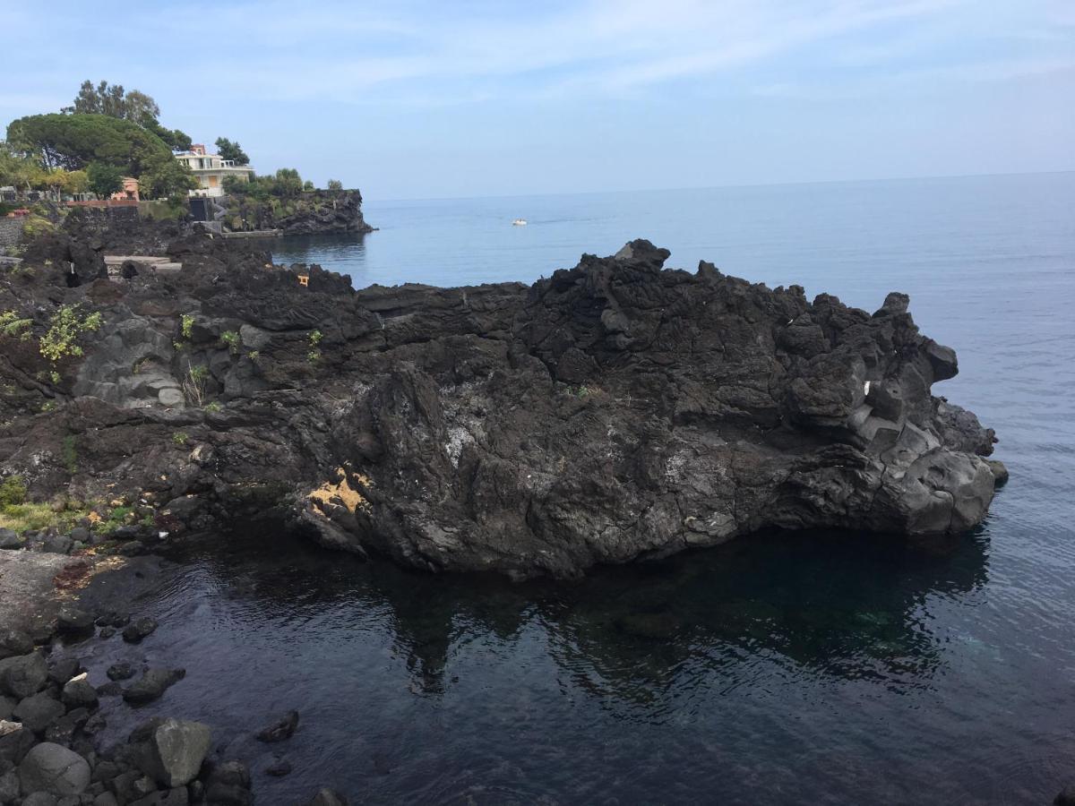 アチレアーレ Made In Sicily Santa Tecla Bed & Breakfast エクステリア 写真