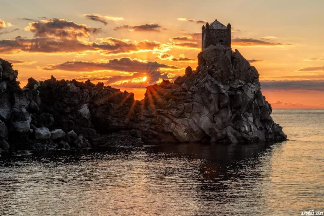 アチレアーレ Made In Sicily Santa Tecla Bed & Breakfast エクステリア 写真