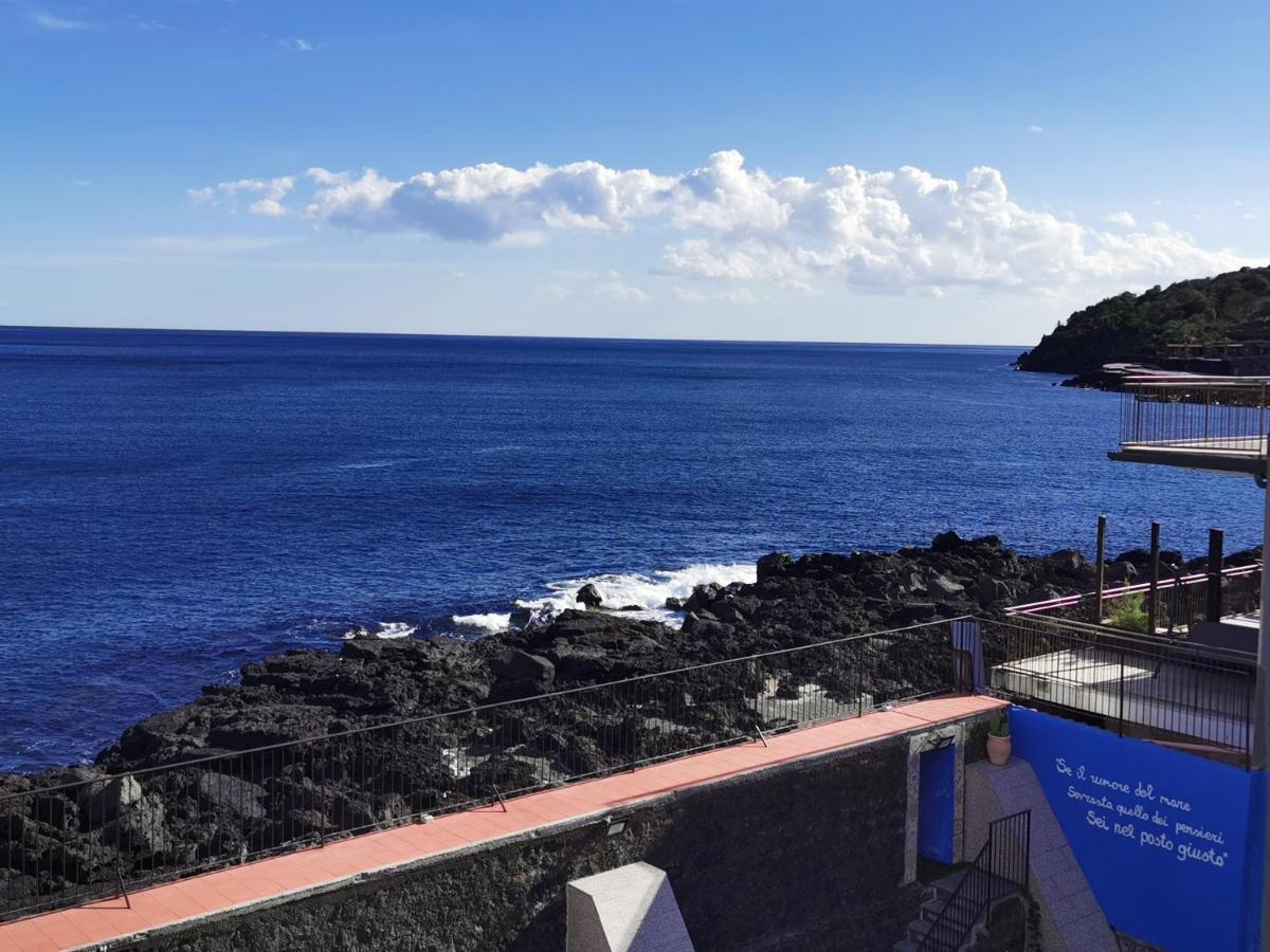 アチレアーレ Made In Sicily Santa Tecla Bed & Breakfast エクステリア 写真