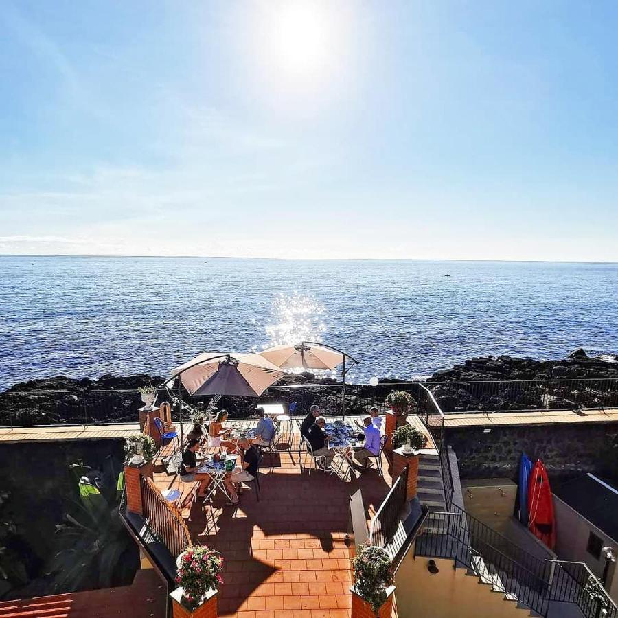 アチレアーレ Made In Sicily Santa Tecla Bed & Breakfast エクステリア 写真