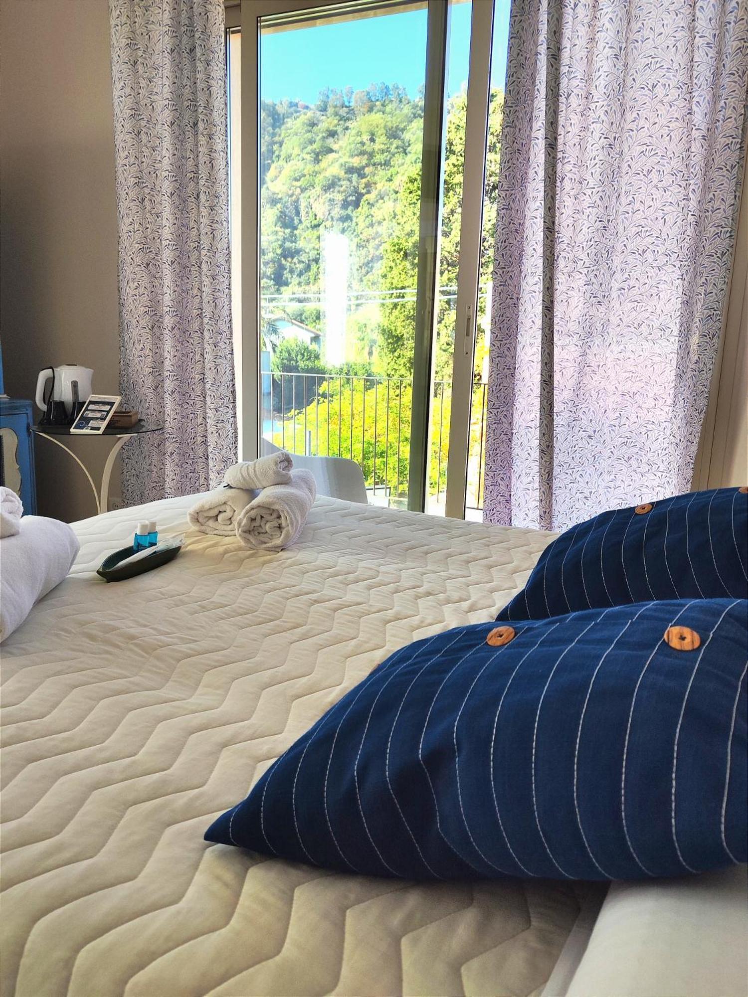 アチレアーレ Made In Sicily Santa Tecla Bed & Breakfast エクステリア 写真
